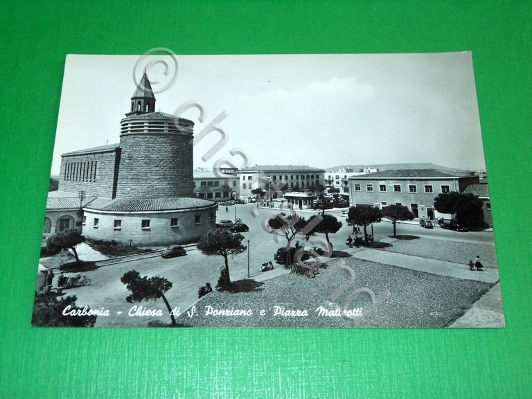 Cartolina Carbonia - Chiesa di S. Ponziano e Piazza Matteotti …