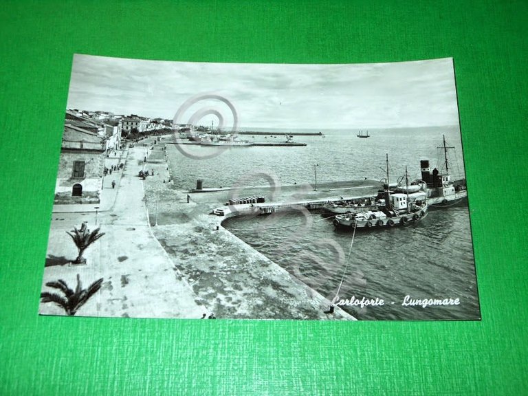 Cartolina Carloforte - Lungomare 1960 ca.