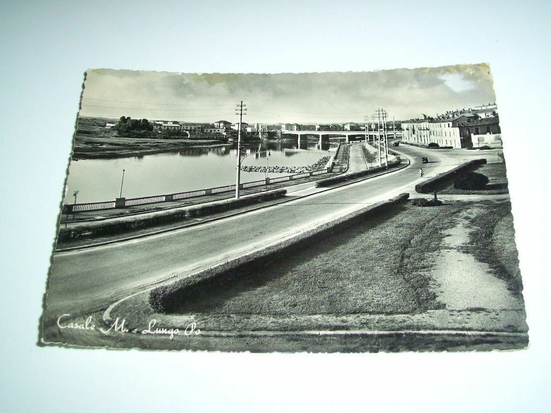 Cartolina Casale Monferrato - Lungo Po 1950.