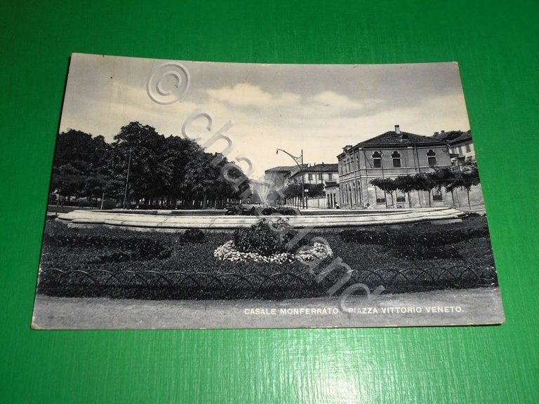 Cartolina Casale Monferrato - Piazza Vittorio Veneto 1945