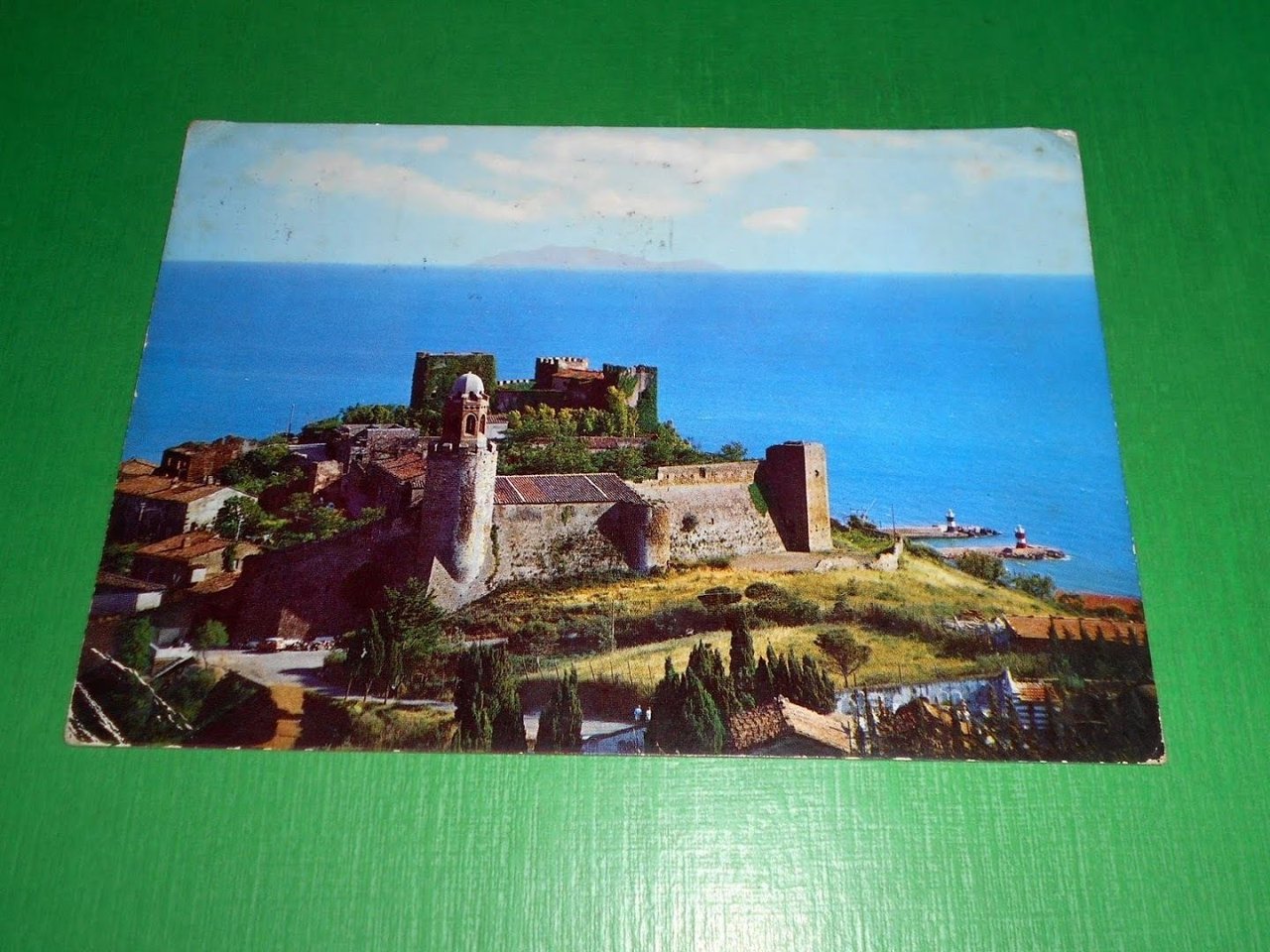 Cartolina Castiglione della Pescaia - La Rocca e il Castello …