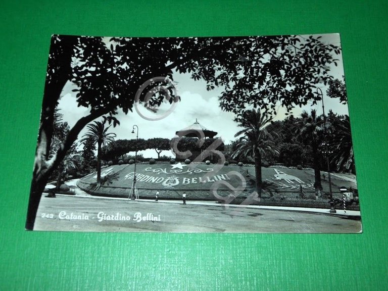 Cartolina Catania - Giardino Bellini 1953