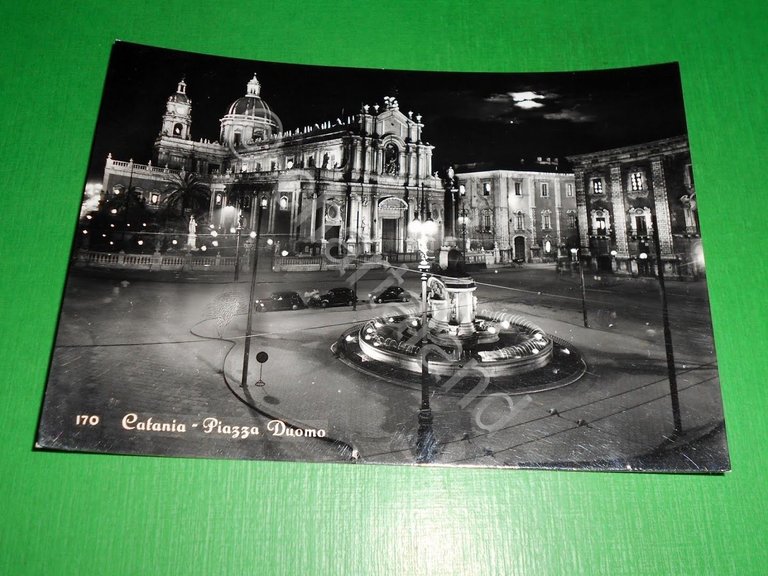 Cartolina Catania - Piazza Duomo 1954