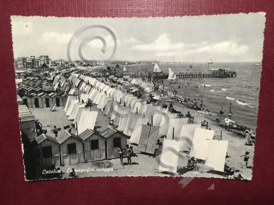 Cartolina Cattolica - La Magnifica Spiaggia - 1960 ca.