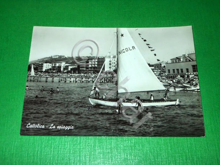 Cartolina Cattolica - La spiaggia 1968