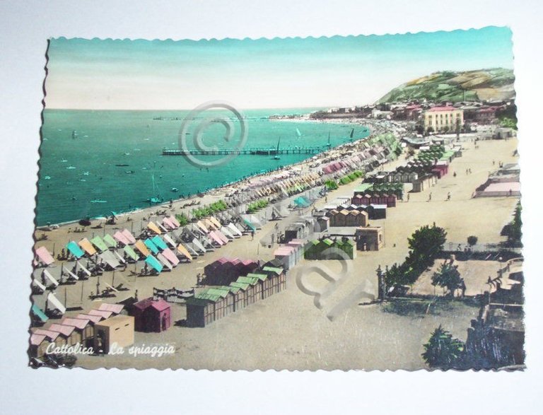 Cartolina Cattolica - Panorama della spiaggia 1955 | Immagine Gallery 2