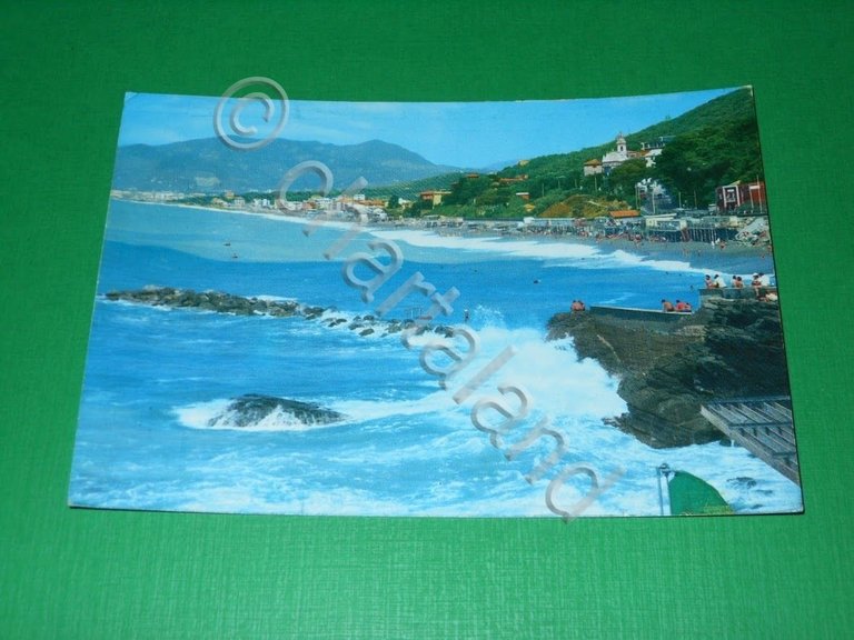 Cartolina Cavi ( Genova ) - Scorcio panoramico - Spiaggia …