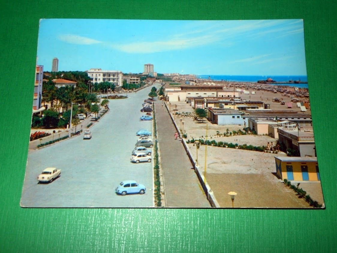 Cartolina Cervia - Lungomare Grazia Deledda 1961.