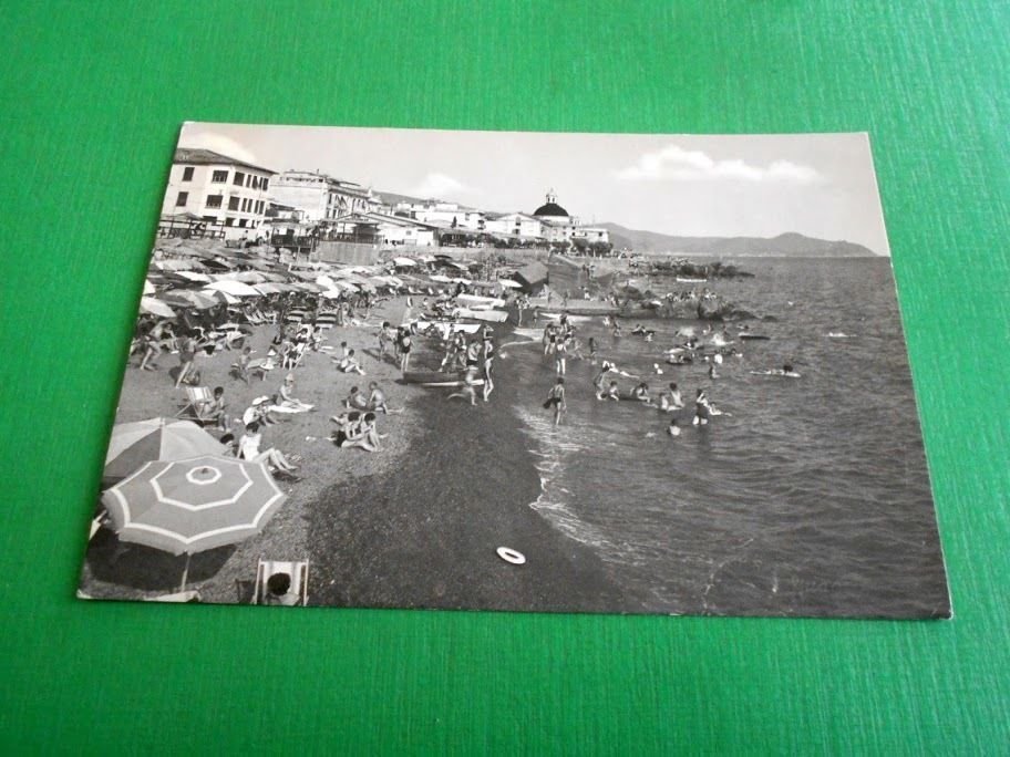 Cartolina Chiavari - Spiaggia 1968.