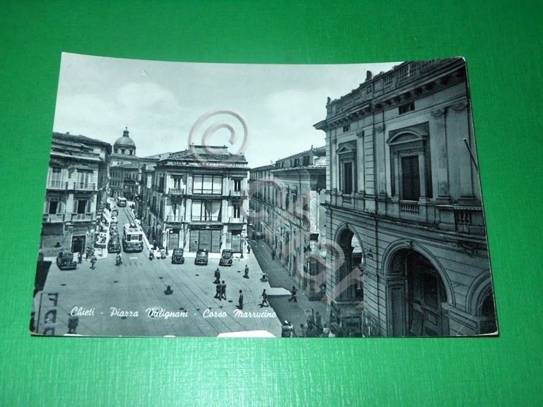 Cartolina Chieti - Piazza Valignani - Corso Marrucino 1955 ca.