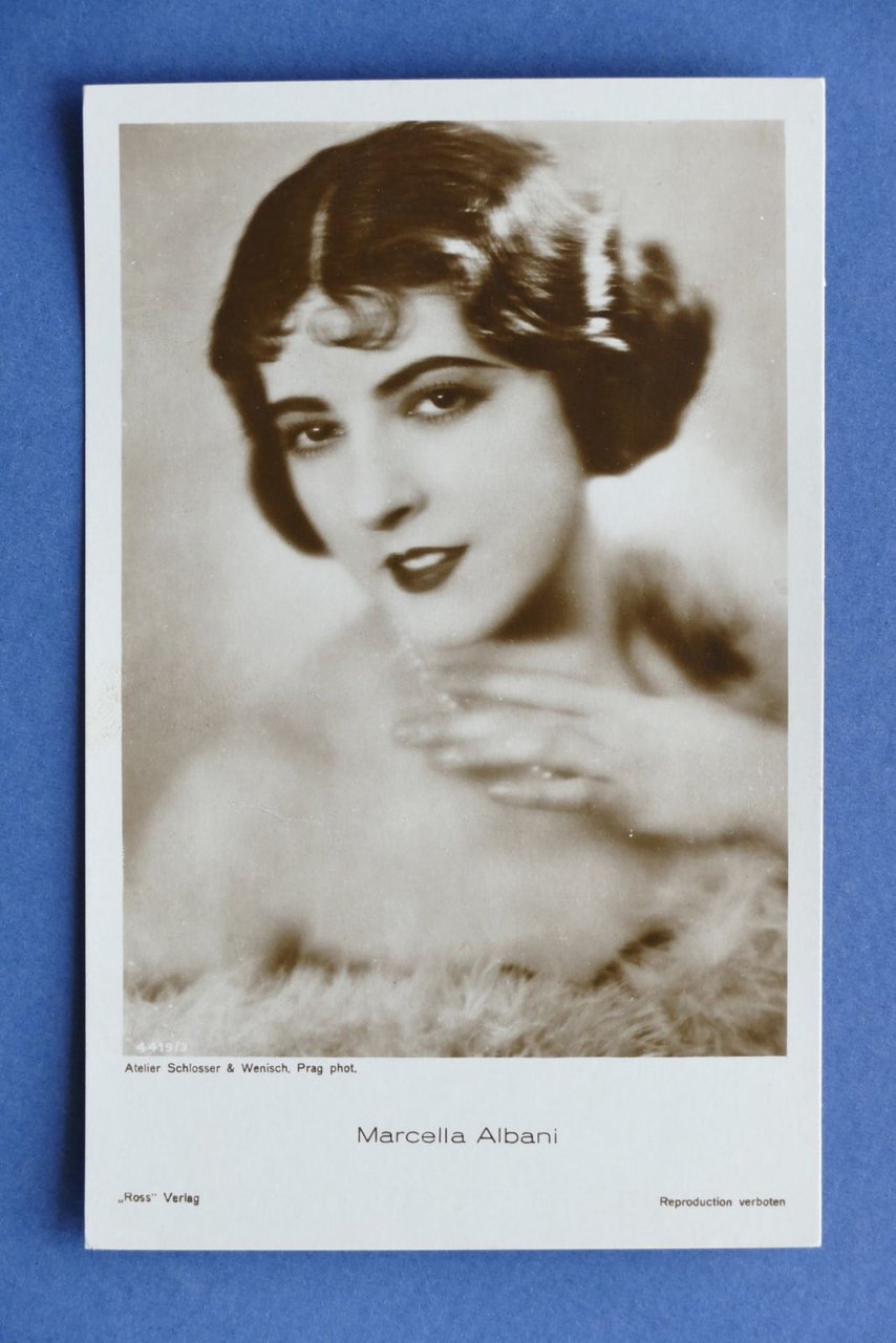 Cartolina Cinema muto - Attrice Marcella Albani - Anni '20.