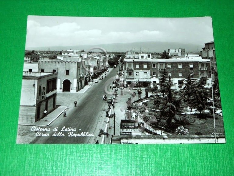 Cartolina Cisterna di Latina - Corso della Repubblica 1964.