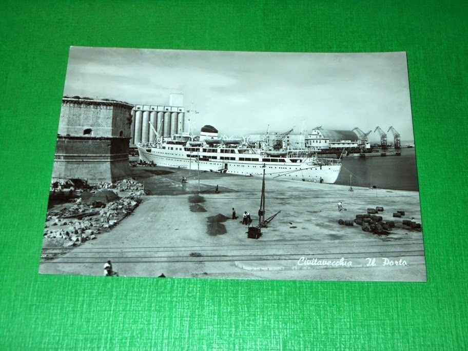 Cartolina Civitavecchia - Il Porto 1955.