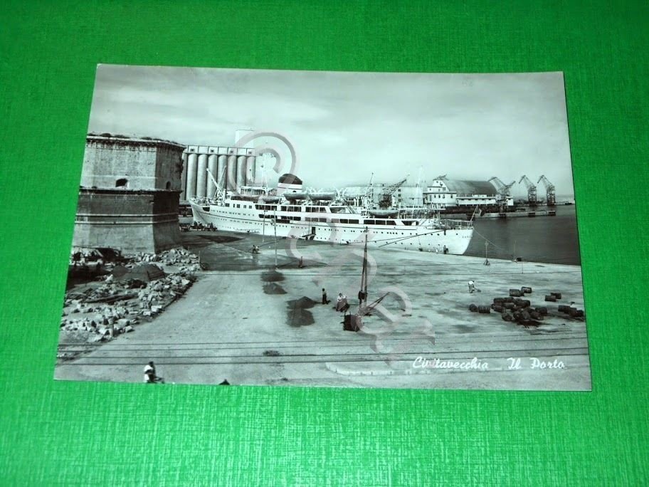 Cartolina Civitavecchia - Il Porto 1955.