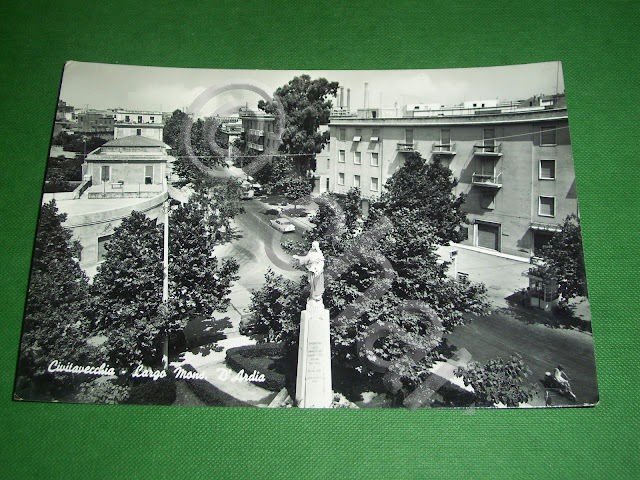 Cartolina Civitavecchia - Largo Mons. D' Ardia 1961