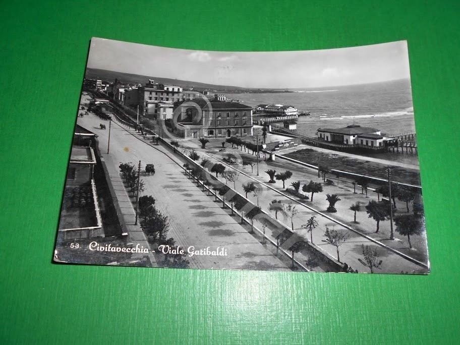 Cartolina Civitavecchia - Viale Garibaldi 1954.