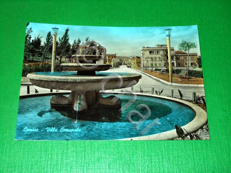 Cartolina Comiso - Villa Comunale 1962.