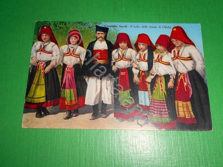 Cartolina Costumi Sardi - Il ballo delle donne di Ollolai …