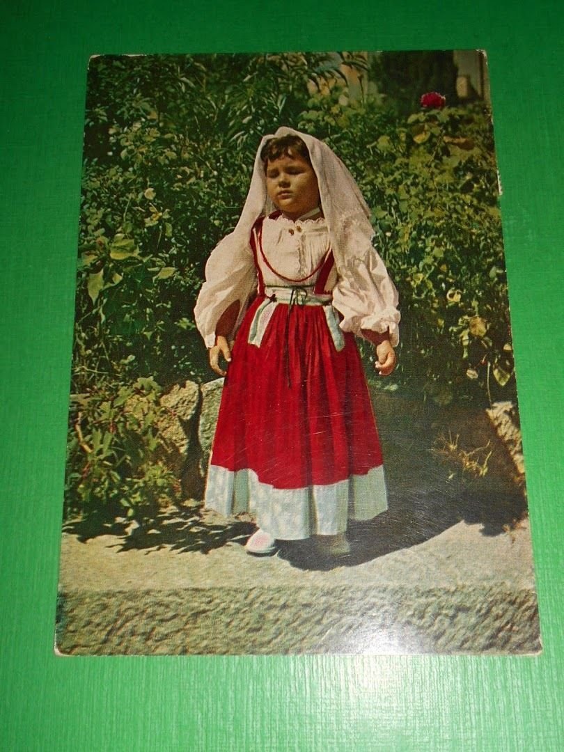 Cartolina Costumi Sardi - Orosei ( Nuoro ) 1977.