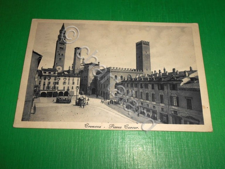 Cartolina Cremona - Piazza Cavour 1935