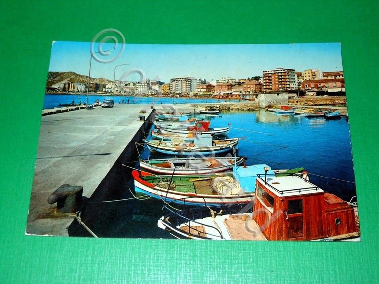 Cartolina Ctotone - Porticciolo rifugio 1977