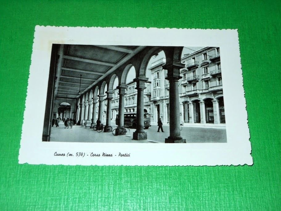 Cartolina Cuneo - Corso Nizza - Portici 1956.