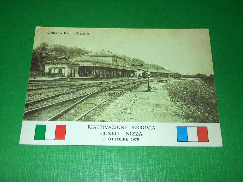 Cartolina Cuneo - Interno Stazione Vecchia 1979.