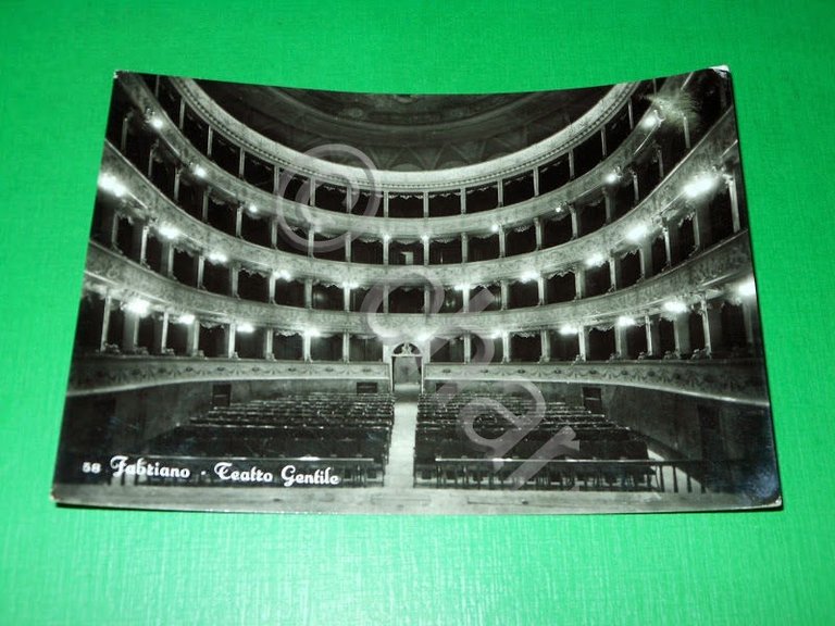 Cartolina Fabriano - Teatro Gentile ( interno ) 1955