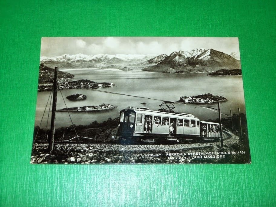 Cartolina Ferrovia Stresa - Mottarone con vista sul Lago Maggiore …