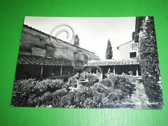 Cartolina Fiesole - Interno del Chiostro 1956.