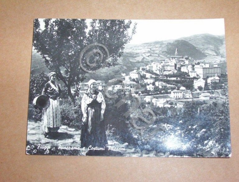 Cartolina Fiuggi - Panorama e Costumi Paesani 1952