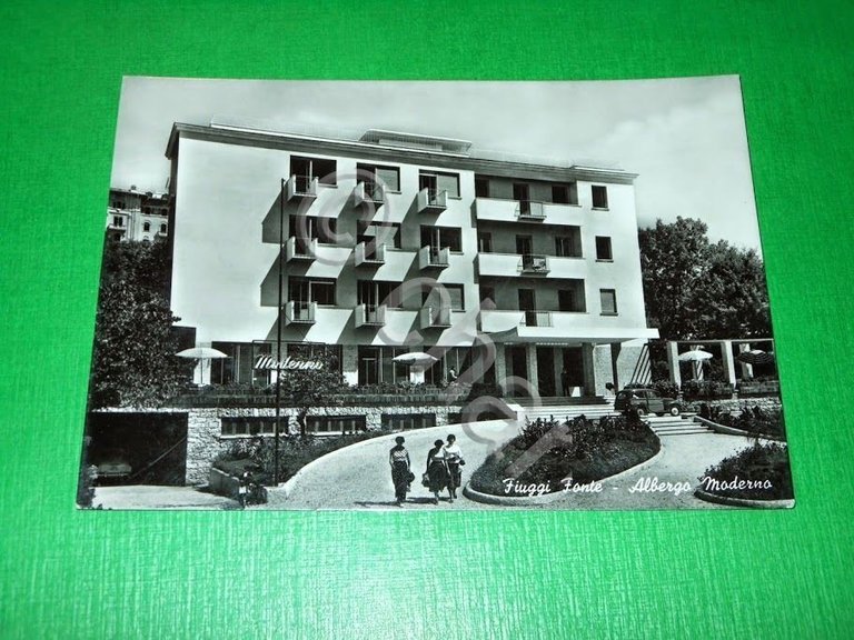 Cartolina Fiuggi Fonte - Albergo Moderno 1955 ca.
