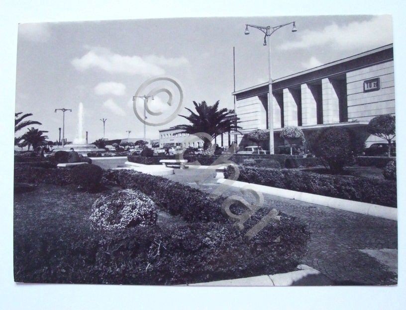 Cartolina Foggia - Stazione ferroviaria 1950 ca.