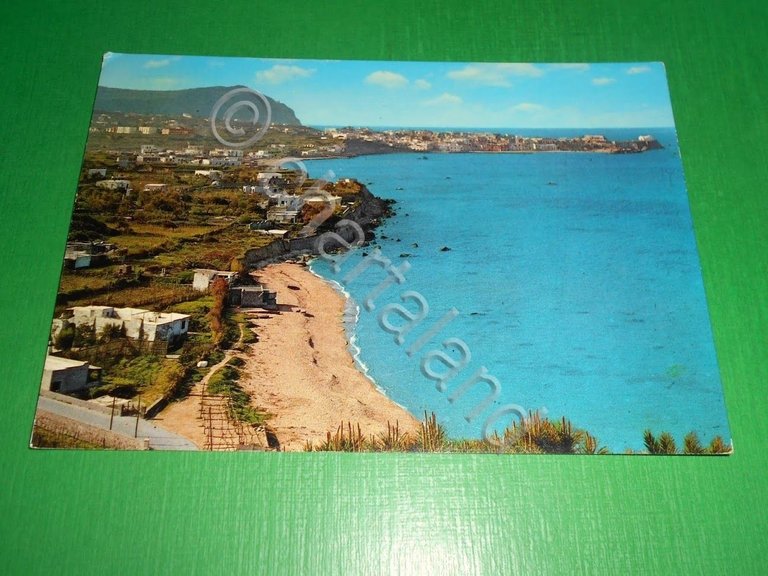 Cartolina Forio d' Ischia - Spiaggia di S. Francesco 1970