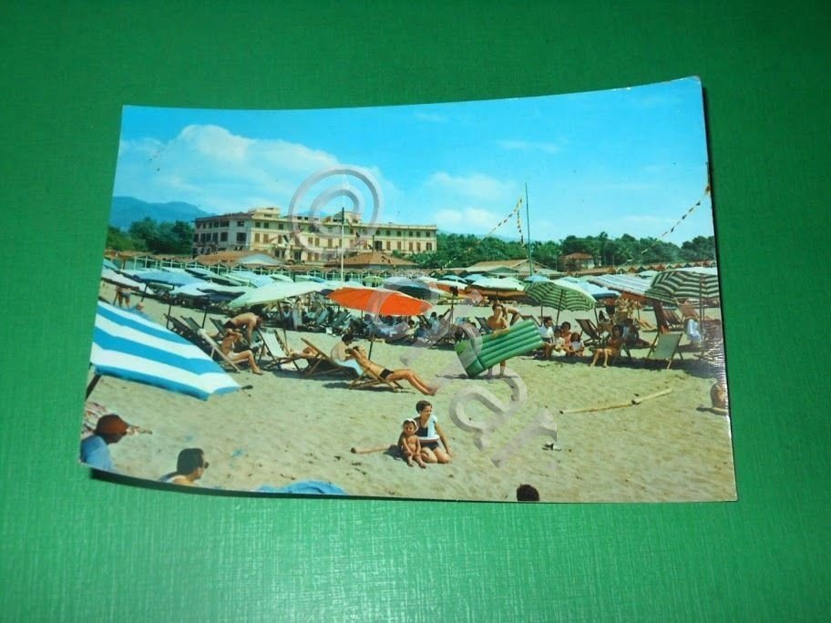 Cartolina Forte dei Marmi - Spiaggia 1959.