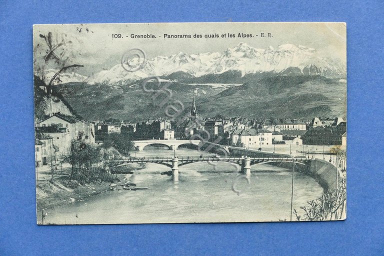 Cartolina Francia - Grenoble - Panorama des quais et les …
