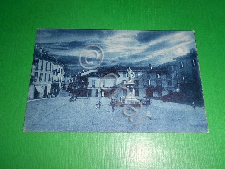 Cartolina Gallarate - Piazza Garibaldi ( notturno ) 1930 ca