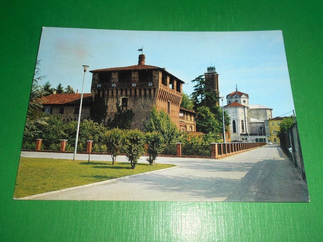 Cartolina Galliate - Castello Sforzesco 1970.