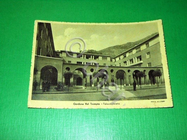 Cartolina Gardone Val Trompia - Palazzo Beretta 1950.
