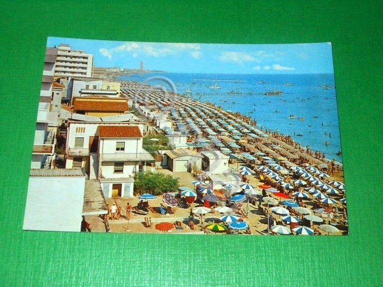 Cartolina Gatteo Mare - Panorama della spiaggia 1960 ca