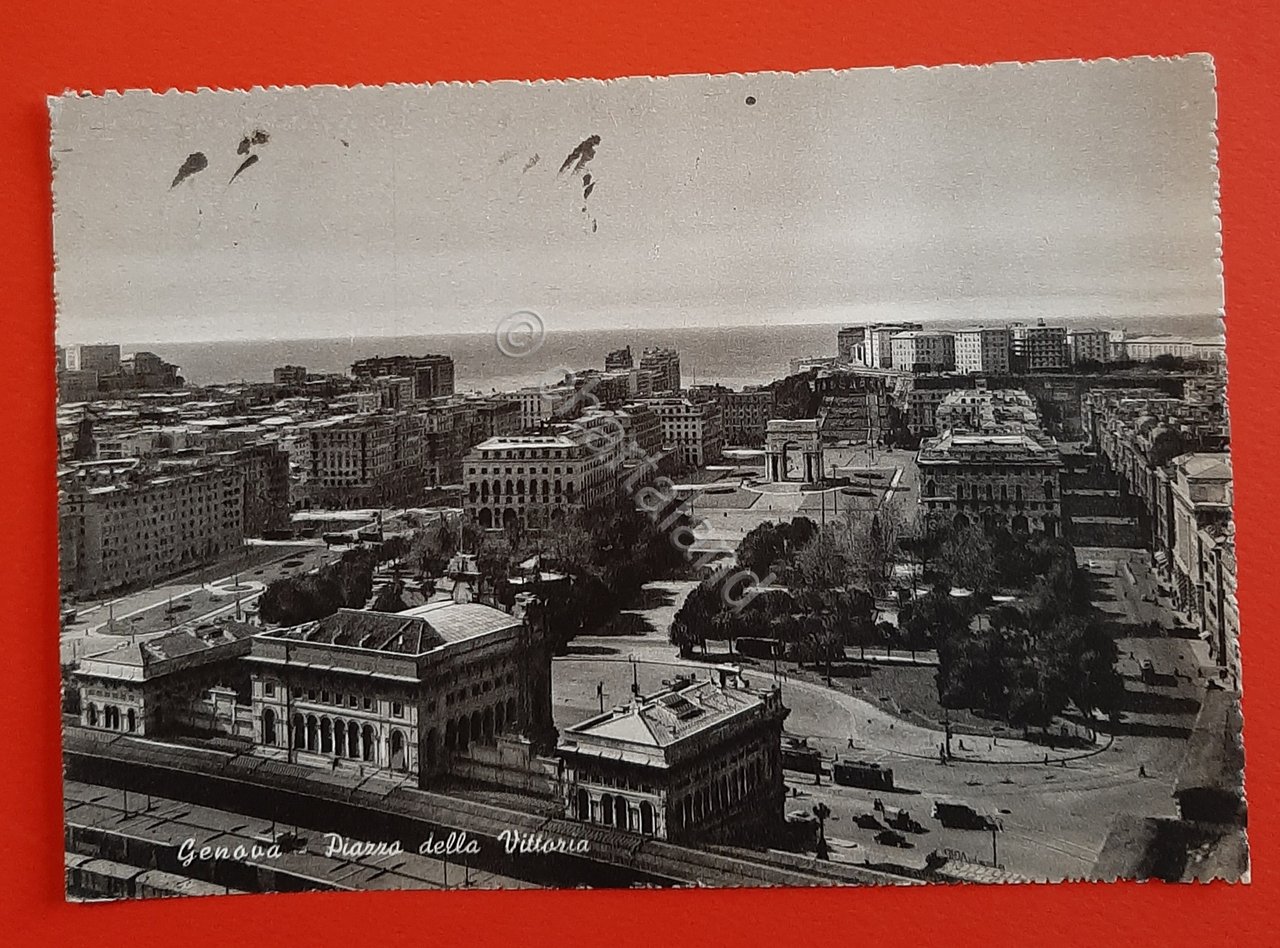 Cartolina Genova - Piazza della Vittoria - 1961