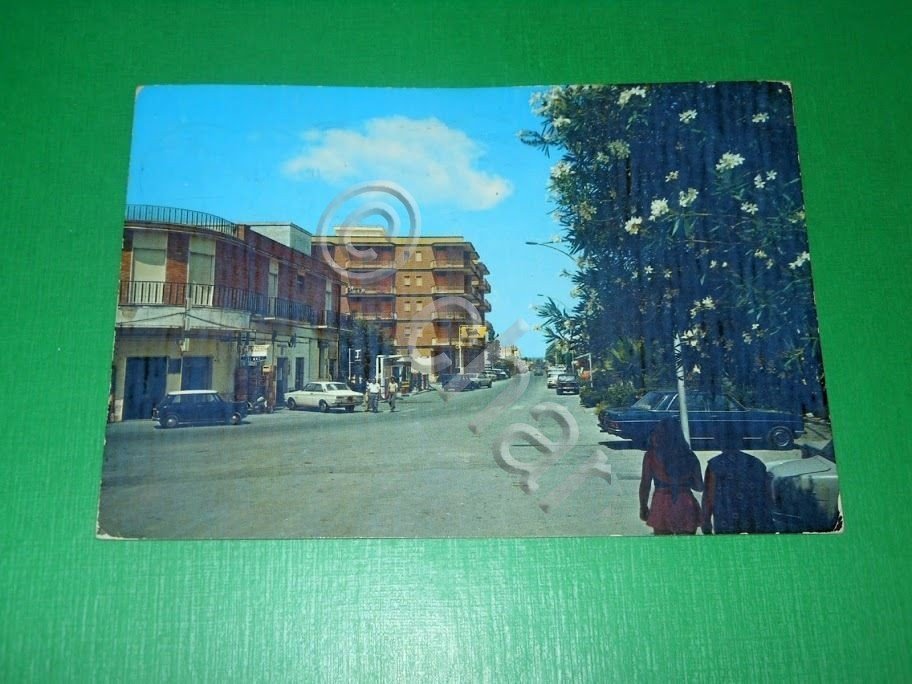 Cartolina Ginosa Marina ( Taranto ) - Viale Trieste 1982.