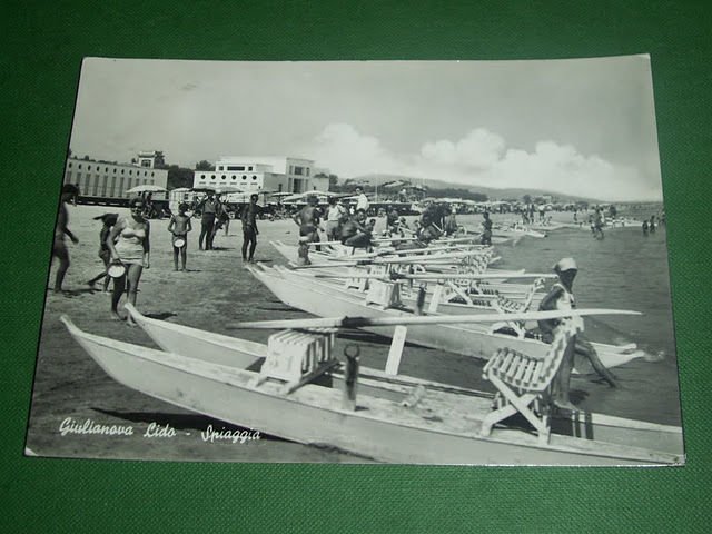 Cartolina Giulianova Lido - Spiaggia 1955