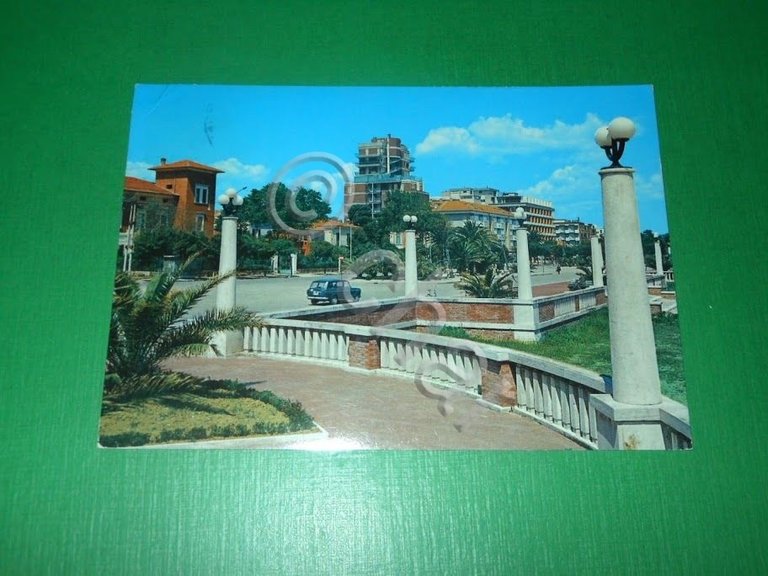 Cartolina Giulianova ( Teramo ) - Lungomare Zara 1972