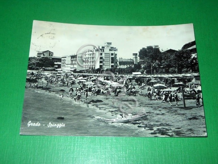 Cartolina Grado ( Gorizia ) - Spiaggia 1956