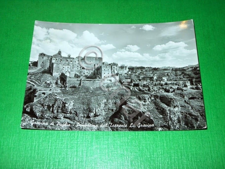 Cartolina Gravina di Puglia - Panorama dal Torrente La Gravina …