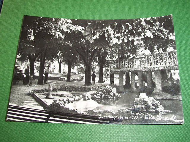 Cartolina Guardiagrele ( Chieti ) - Villa Comunale 1955.