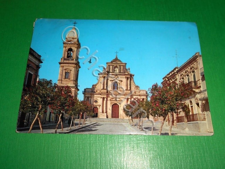 Cartolina Ispica - Piazza SS. Annunziata 1979