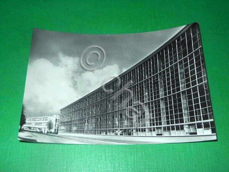 Cartolina Ivrea - Stabilimento Olivetti - Fronte Nord 1965 ca