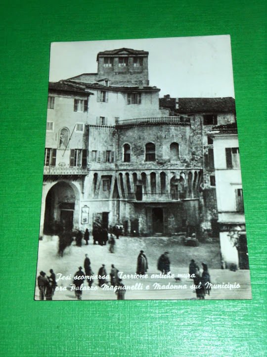 Cartolina Jesi scomparsa - Torrione antiche mura ora Palazzo Magnanelli …